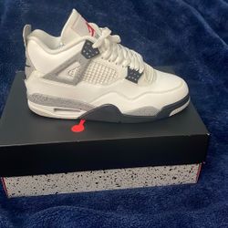Jordan 4 Retro