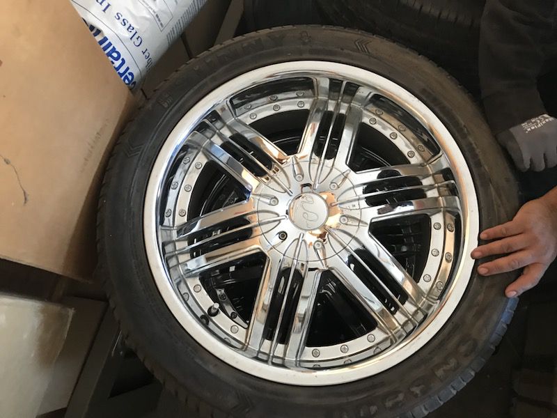 4 Chevy Blazer 20” Tires and Wheels