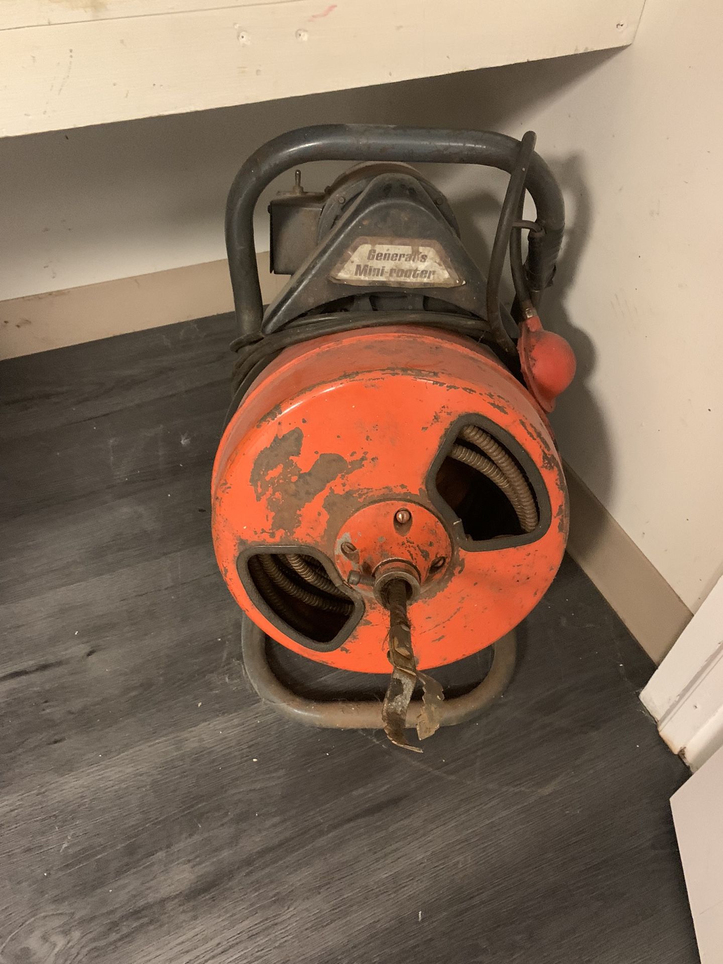 Vintage Generals Mini Rooter Drain and sewer snake. Heavy duty 50 foot power snake, some rust and fade, but works perfectly and we used it a lot to sn