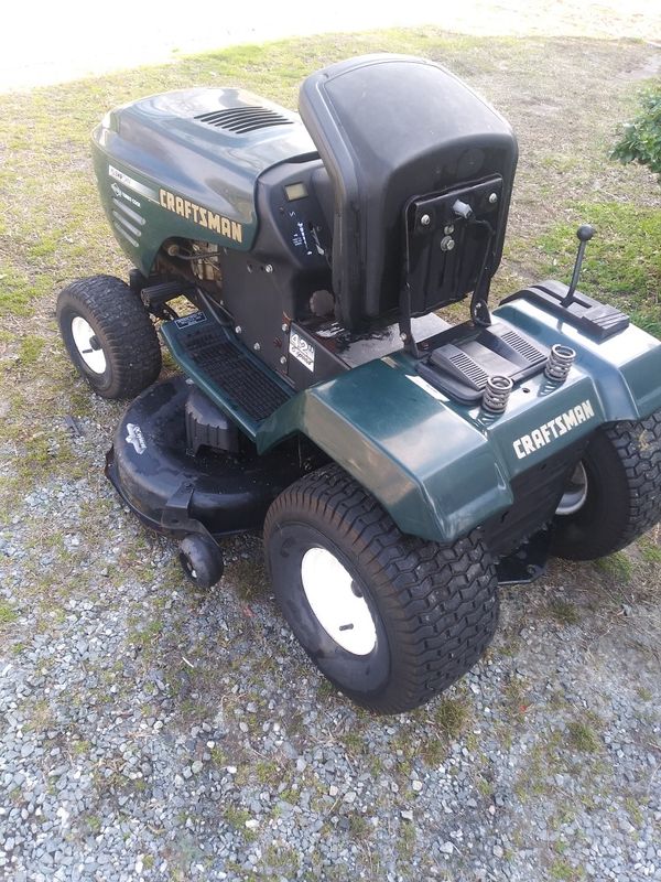 1995 Craftsman riding mower runs an cuts very good for Sale in