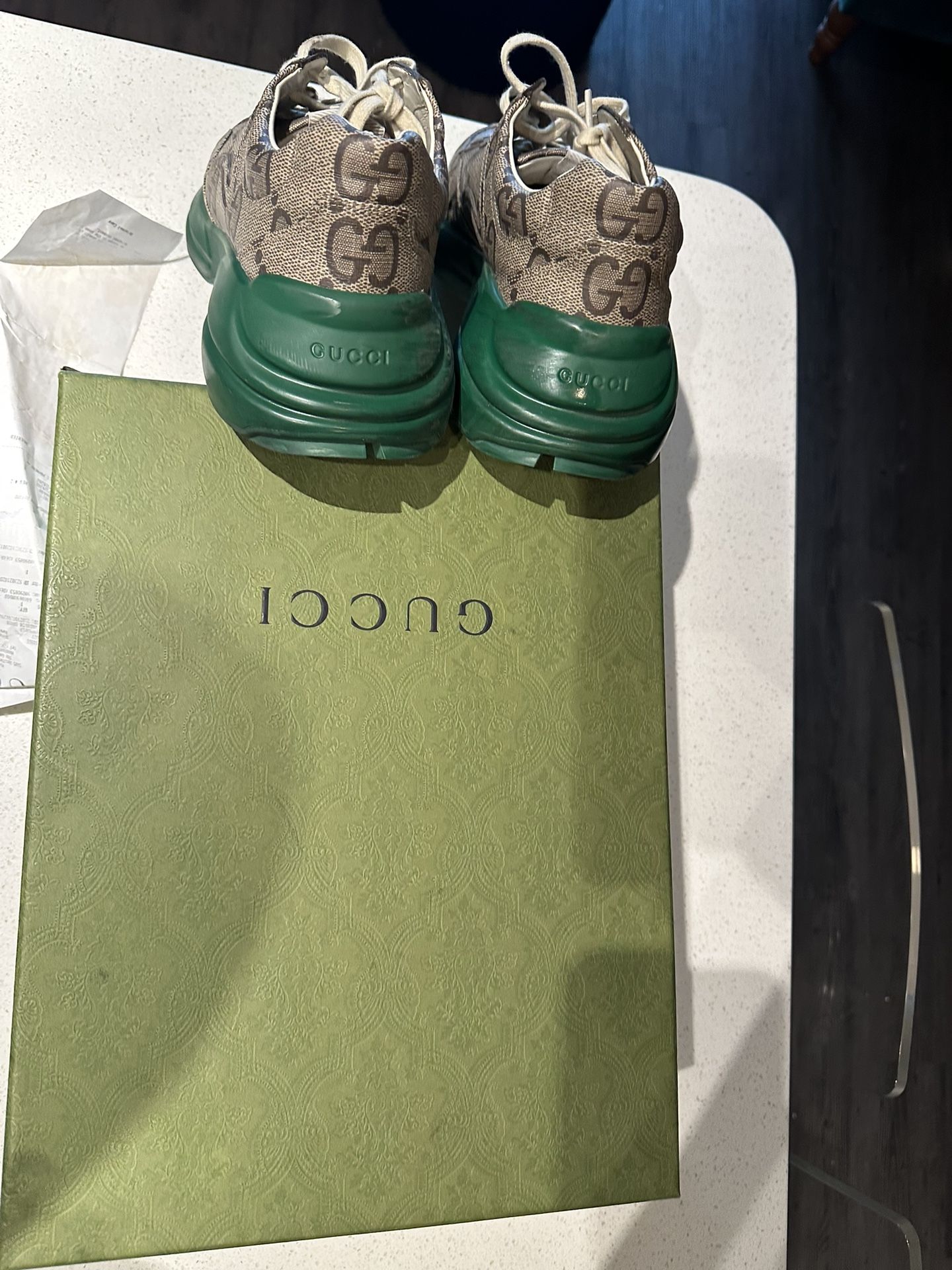 Gucci sneakers $500 *Price Is Firm No Negotiating*