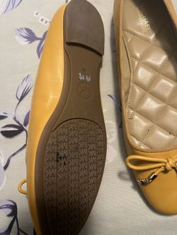 Women MK Flat Shoes Size 7