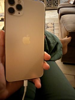 iPhone 11 Pro Max Unlocked