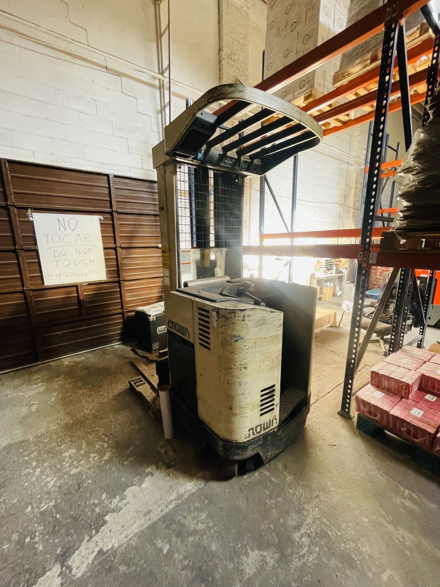 Crown SP3020-30 Series Fork Truck/Forklift