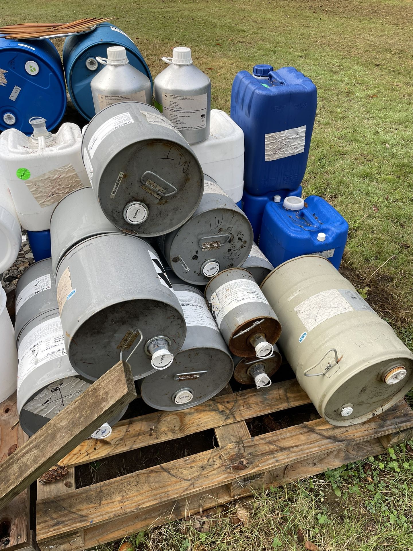 Small Containers, Drums & Barrels