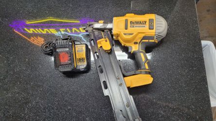 Dewalt DCN21PL framing Nailer