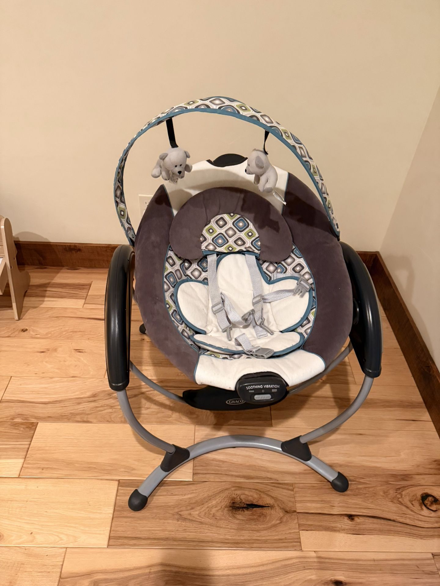 Graco Gilder LX baby swing