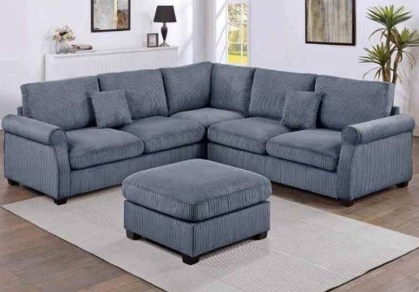 BRAND NEW 4PCS SECTIONAL SOFA SET WITH OTTOMAN AND ACCENT PILLOW INCLUDED $499