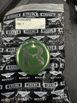 Bentley Center Caps