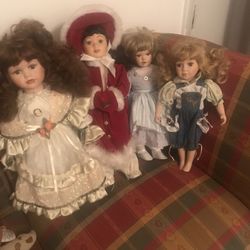 Porcelain Dolls Vintage In Good Condition 