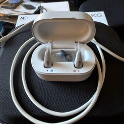 Lexie B2 Powered by Bose Hearing Aids