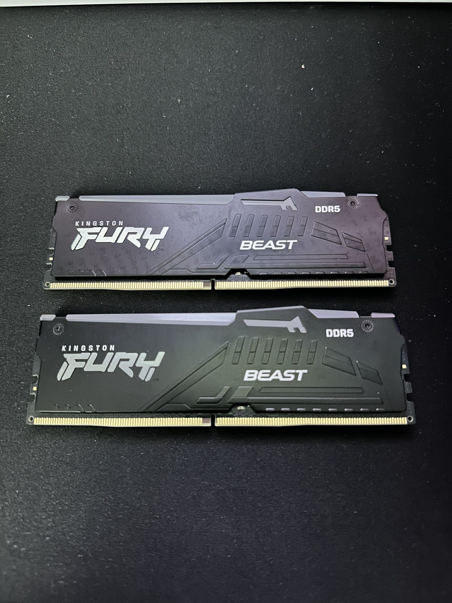 Kingston Fury Beast RGB 32gig DDR5 CL40 AMD