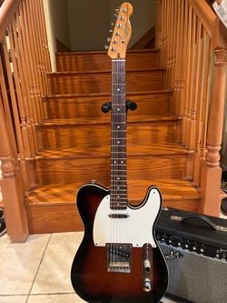 Squier Classic Vibe Custom Telecaster w/ Fender Amp