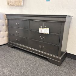 Grey Wooden 6 Drawer Dresser 