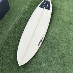 Becker 6'8ft Surfboard