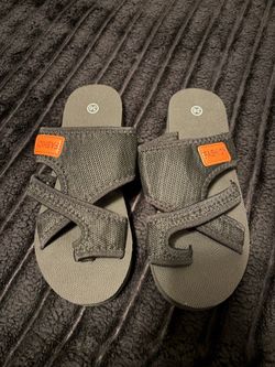 Sandals by Fashions