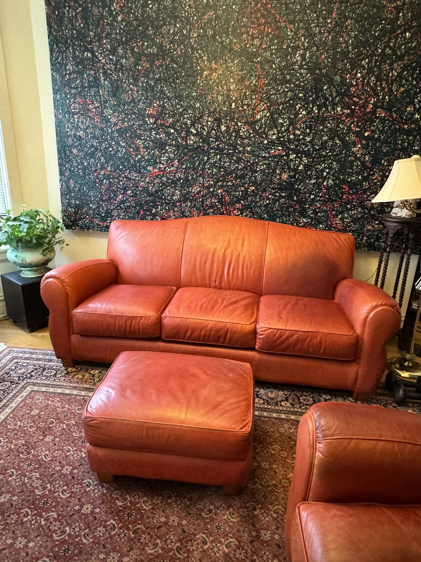 Free Thomasville Leather Couch for Sale in Chicago, IL OfferUp