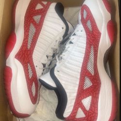 Air Jordan 11 Retro Low IE