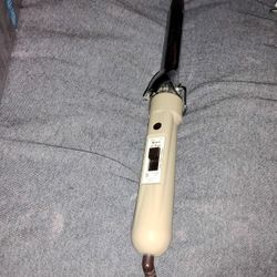 Curling Iron