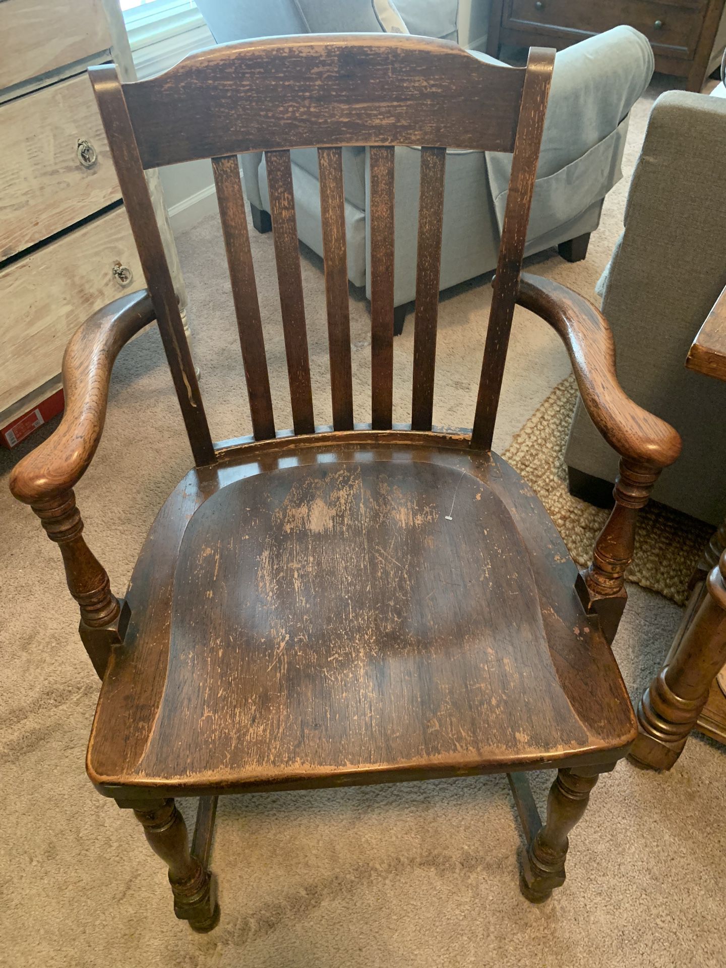 Antique Wagner-Henzy-Fisher Co. Murphy 262 Oak Desk Chair