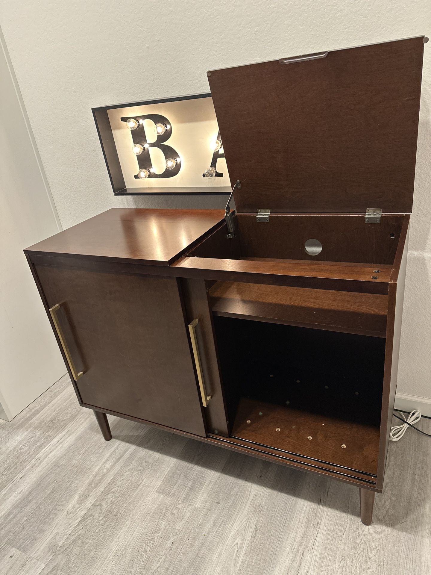 Accent Record Player for Sale in Phoenix, AZ OfferUp