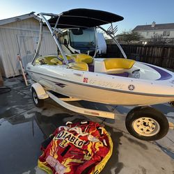 Yamaha boat exciter 220