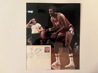 Bob Love Bulls Autographed Postal Cover & Photo