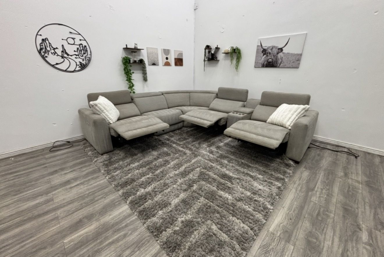 Living Spaces Recliner Sectional Couch - Free Delivery