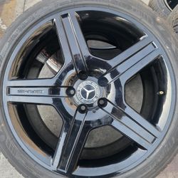 AMG OEM 19" Glossy Black Wheels With New Tires For MERCEDES BENZ E350 