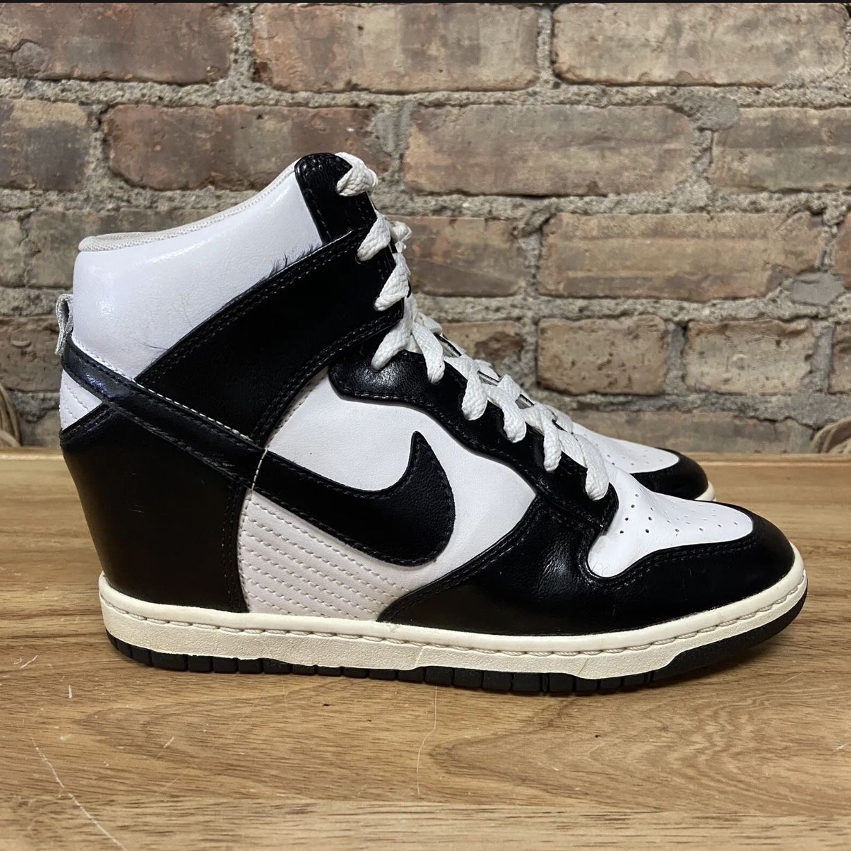 nike dunk sky hi wedge size 9