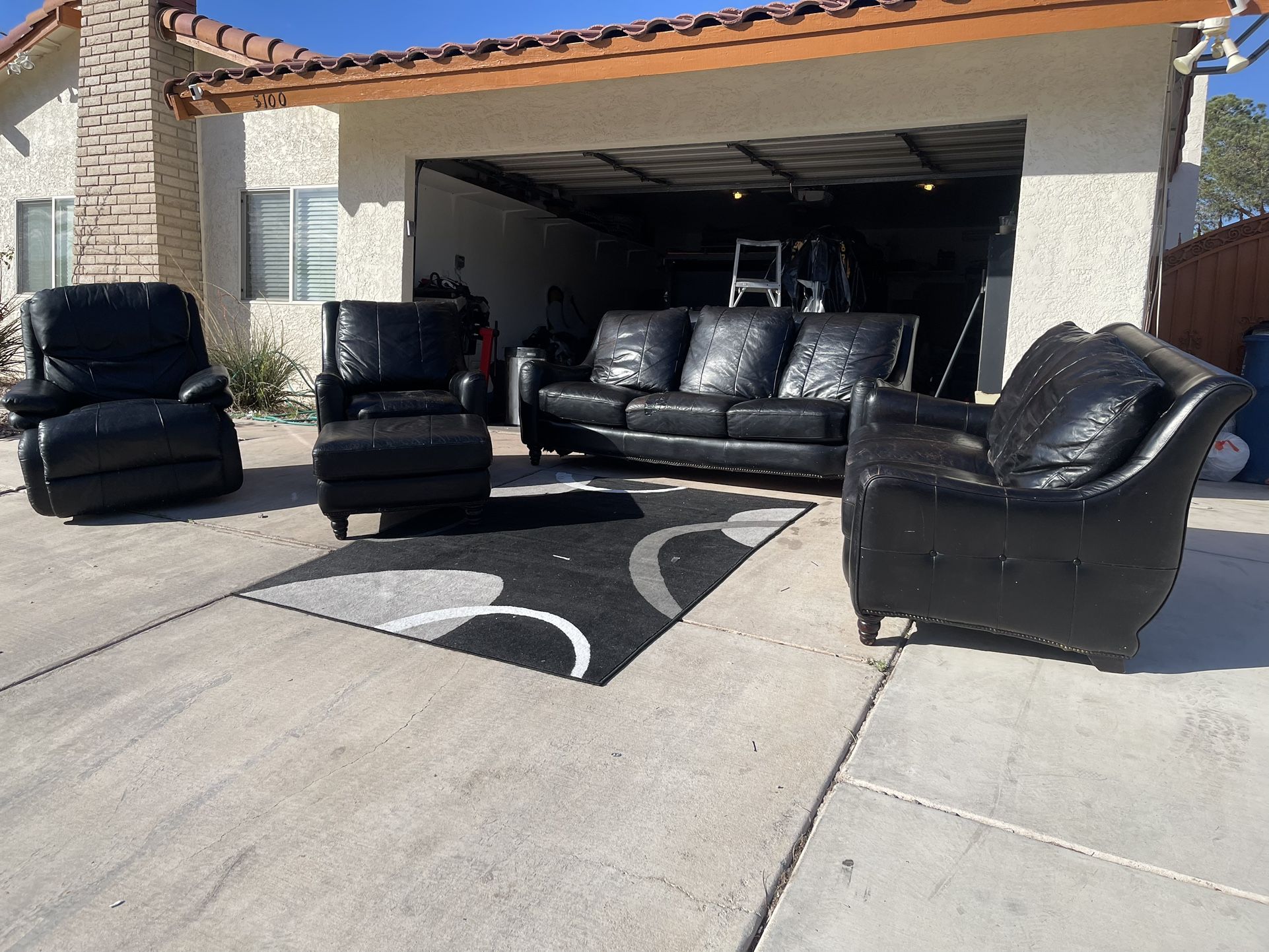 Leather Couch for Sale in Las Vegas, NV OfferUp