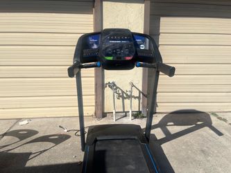 Treadmill with Bluetooth Console