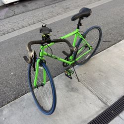 Fixie Cycling Bike *lightly Used* With Center Mount Phone Holder