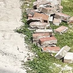 Free Brick