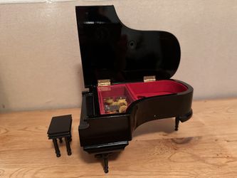 Piano Music Box