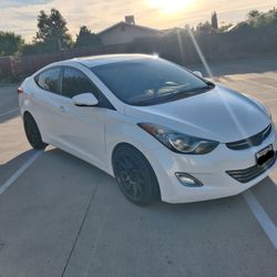 2012 Hyundai Elantra
