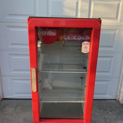 Coca Cola Refrigerator Commercial Model 54X24X24 Needs Door Gasket Works Great !