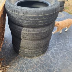 215/65 R16 Tires From A Toyota Sienna Van