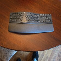 Ergonomic Keyboard | Logitech