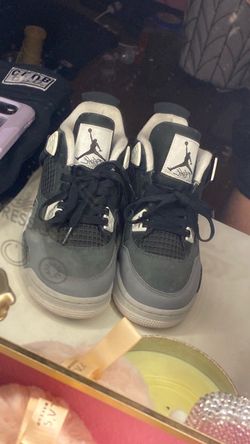 Air Jordan 4 Retro Sneakers