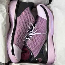 Kobe Protro 3 Size 9 ‘Mamba Magic/Pink Quartz’ 