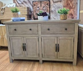 BEAUTIFUL SOLID WOOD SIDEBOARD IN WASHED ASH GRAY 2 DRAWERS AND 4 DOORS BRAND NEW ASSEMBLED 60x18x37