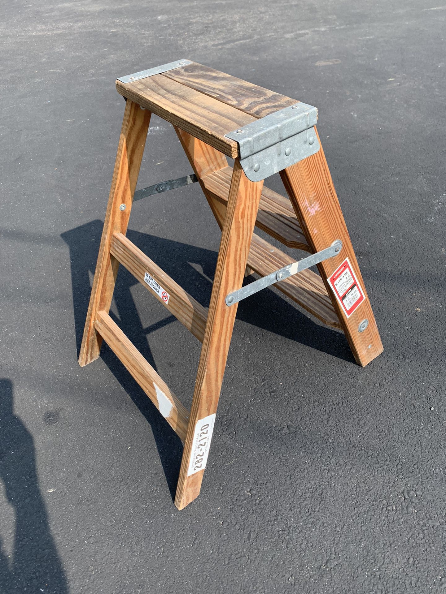 2’ Wooden Werner Ladder 
