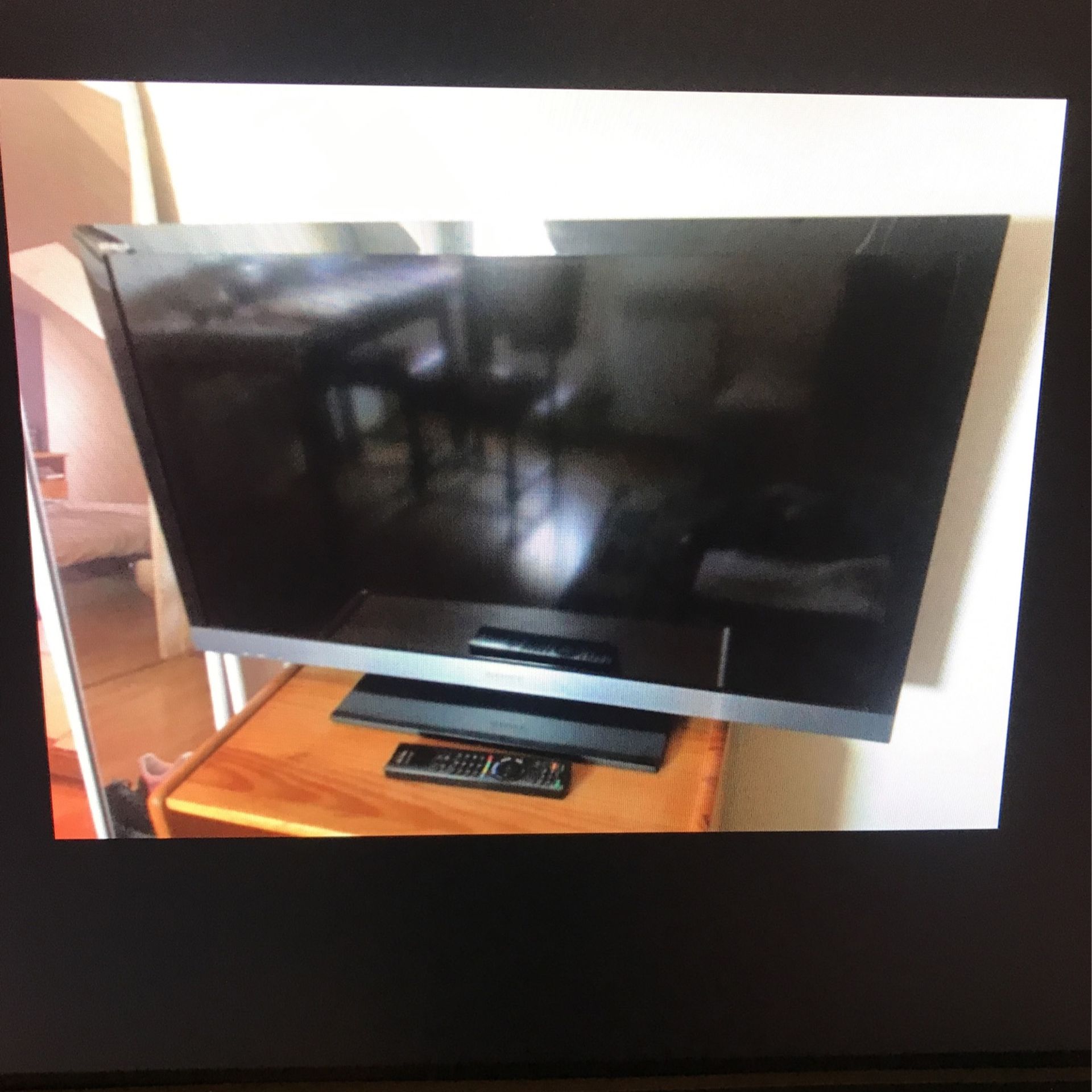 40 inch Sony LED TV KDL - 40EX600