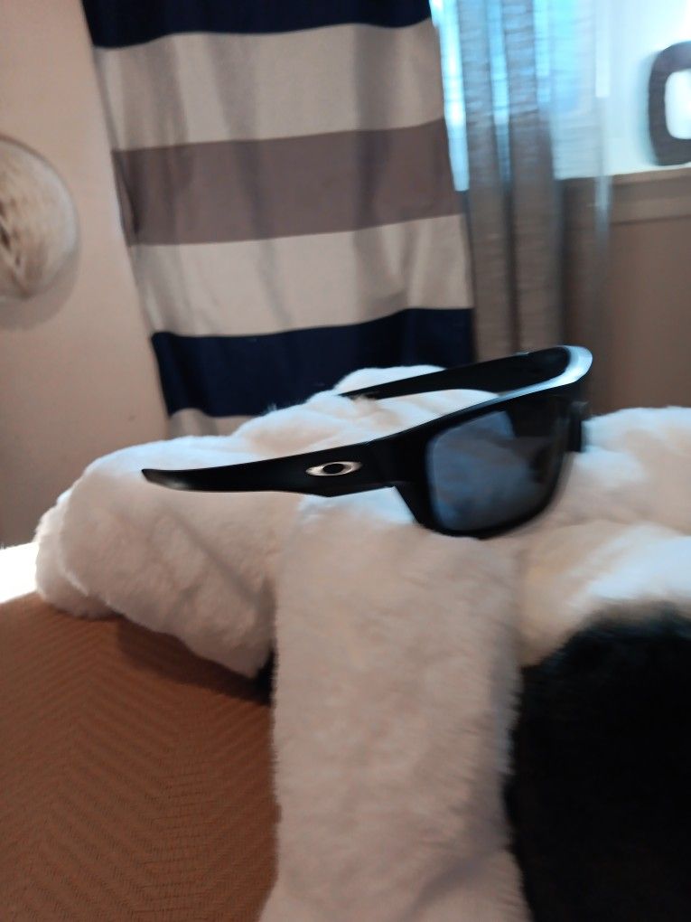 Oakley (Drop Point) Real Sunglasses!!