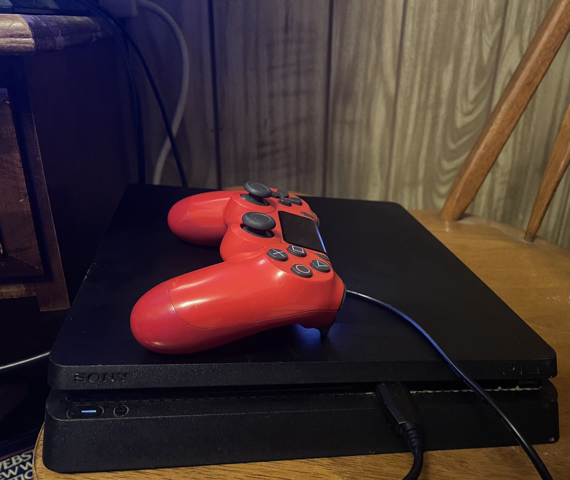 PS4 Slim 1T