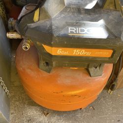 Ridgid 6 Gal Pancake Air Compressor