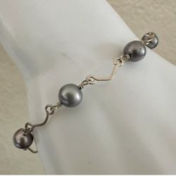 Sterling silver  Authentic grey  pearl Bracelet 