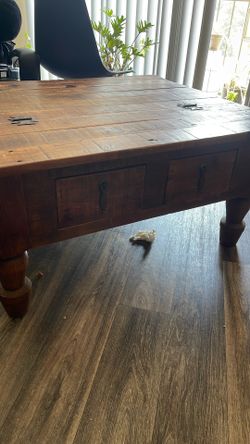 Repurposed Wood Coffee Table W/storage