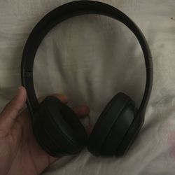 Beats Solo4 Bluetooth Headphones 